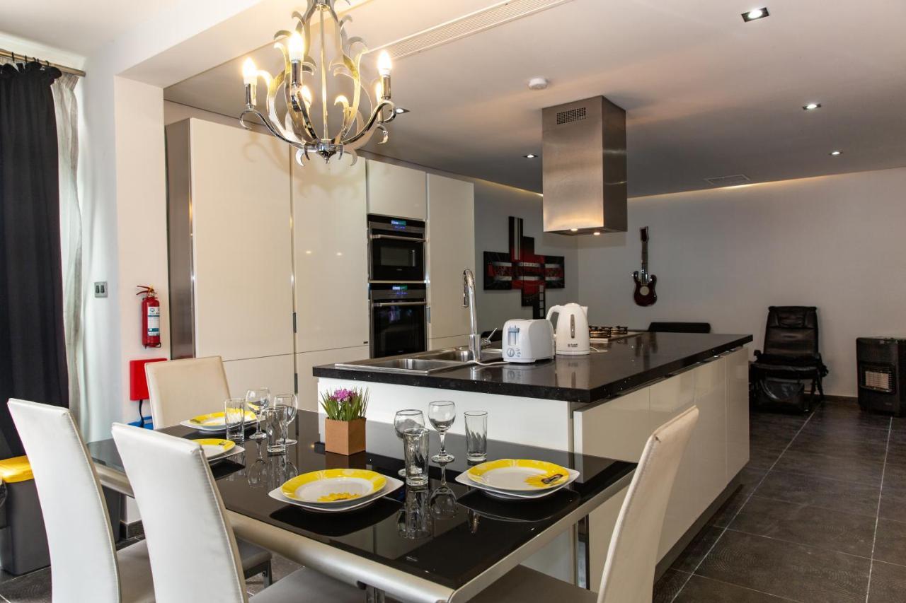 דירות סיינט פול ביי Dolmen Court Flat 10, Qawra מראה חיצוני תמונה