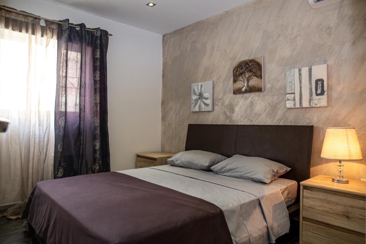 דירות סיינט פול ביי Dolmen Court Flat 10, Qawra מראה חיצוני תמונה