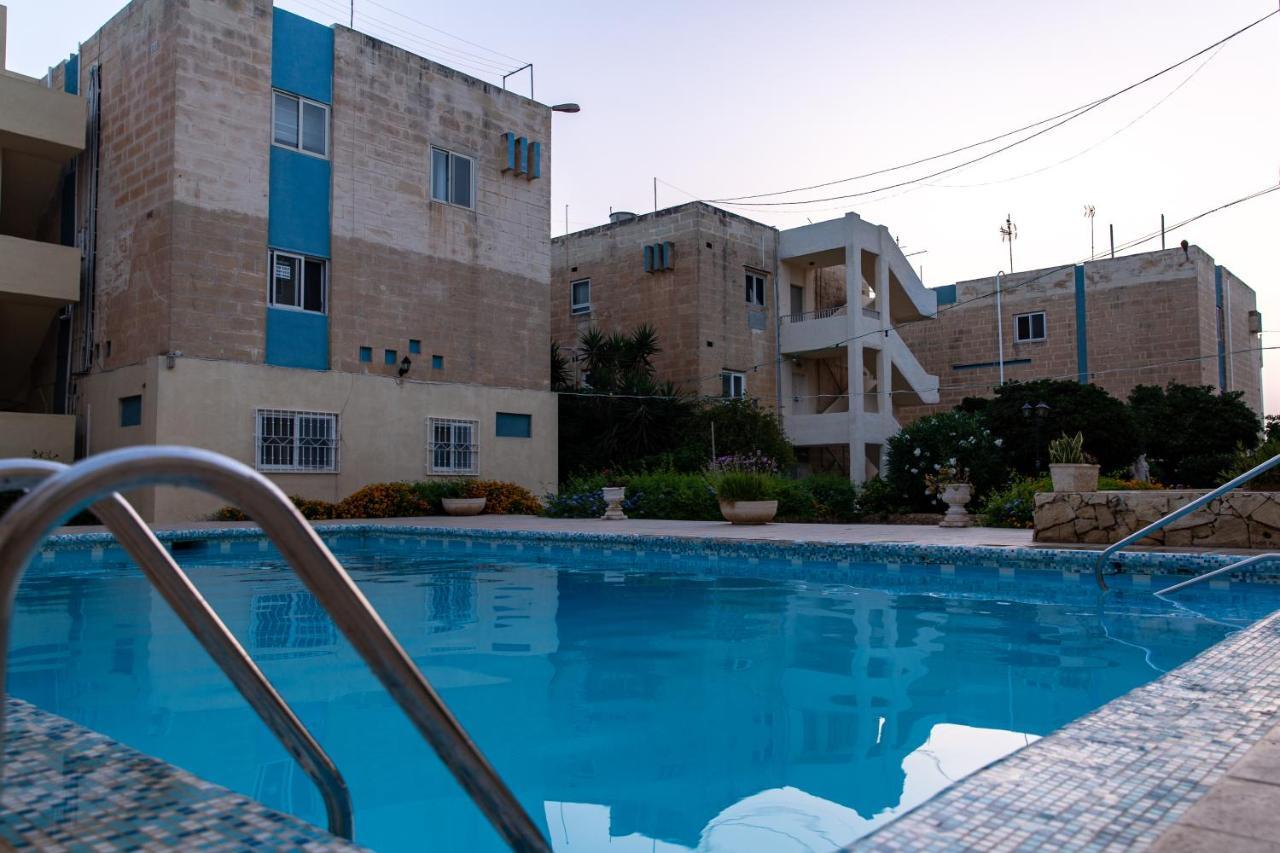 דירות סיינט פול ביי Dolmen Court Flat 10, Qawra מראה חיצוני תמונה